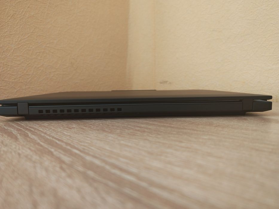 Ноутбук Lenovo ThinkPad T14 Gen 6/ Ryzen AI 5 PRO/ 16GB RAM/ SSD 256GB