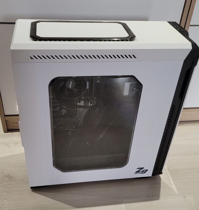 Komputer stacjonarny