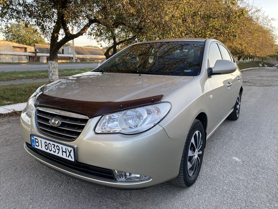 Hyundai Elantra 1.6 Газ/Бензин