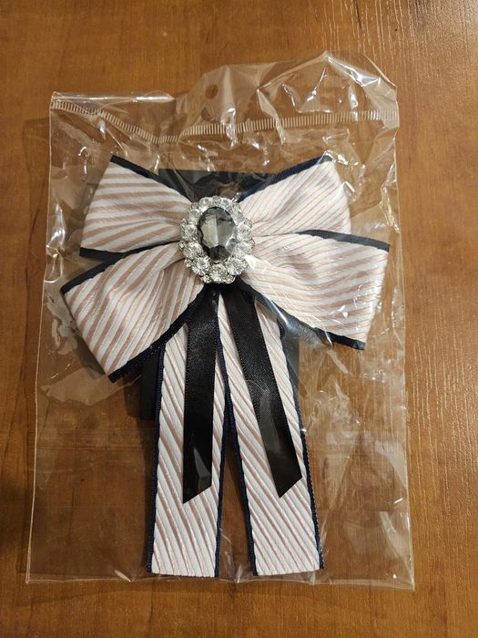 Broszka kokardka i spinka do włosów 2 w 1 k-pop style, anime nowa z me