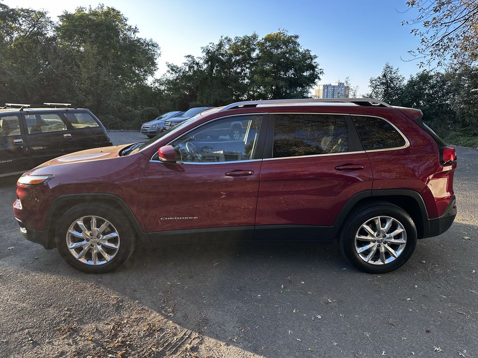 Jeep Cherokee 3,2