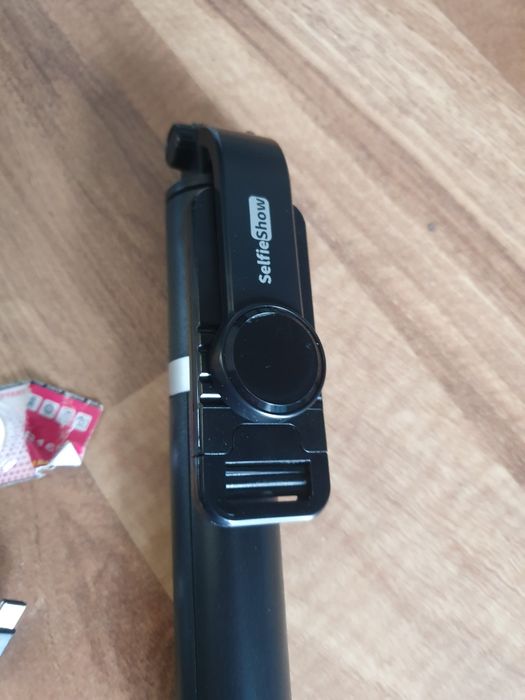 Statyw Selfie Stick, 360°Rotation 4 w 1 Selfiestick ze