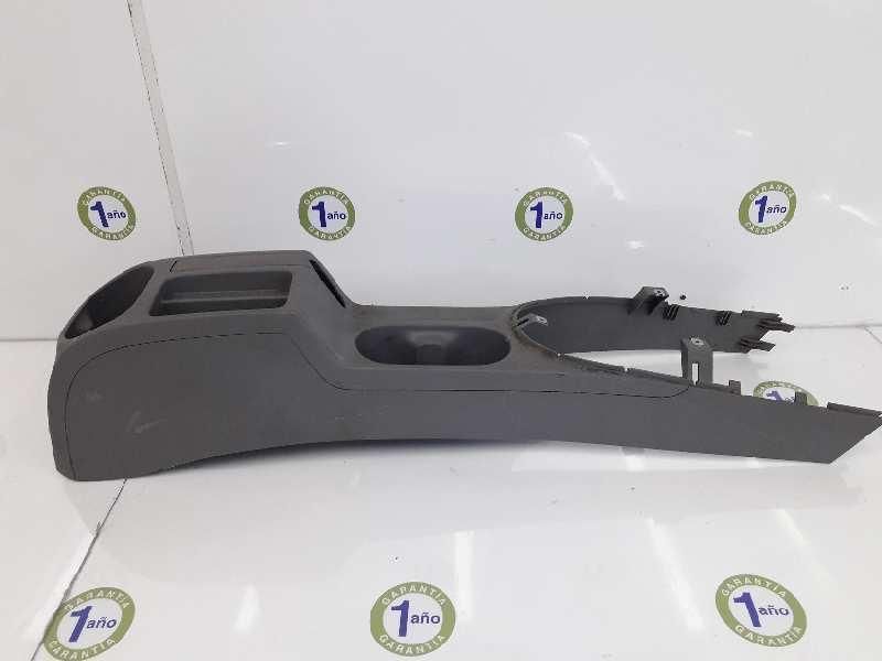 Consola Central Volkswagen Caddy 2K02.2004