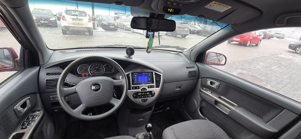 Sprzedam kia carens 2005