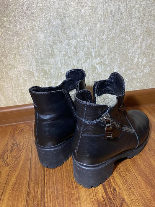 Ботинки женские зимние