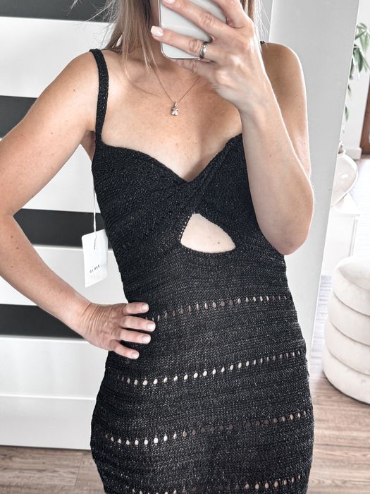 Czarna azurowa sukienka dluga maxi plazowa boho