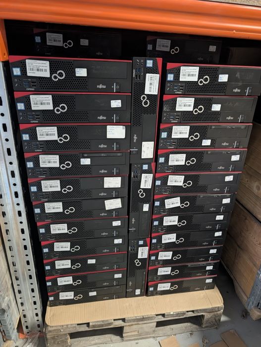 Компактний та надійний комп'ютер  Fujitsu Esprimo D957 є 100 шт
