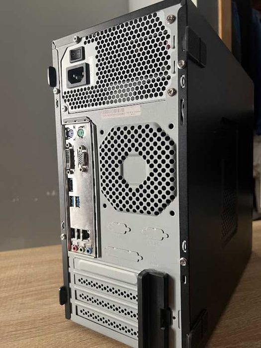 Computer (Tower Style) - Used in Good Condition64730277556227123