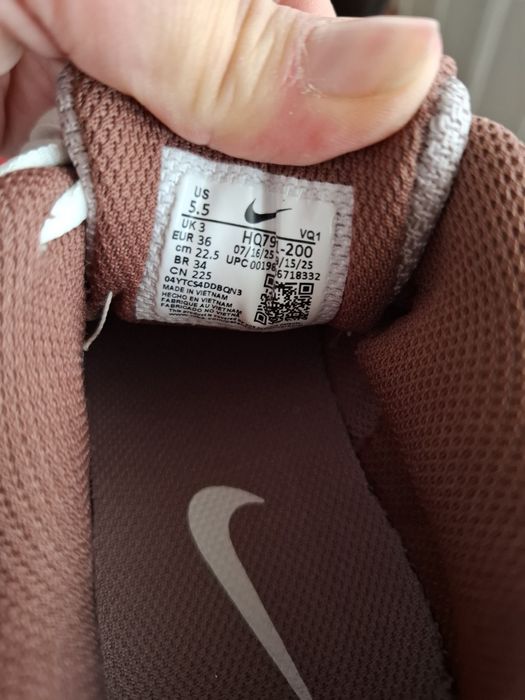 Sapatilhas Nike V5 RNR Bordeaux e Prateadas