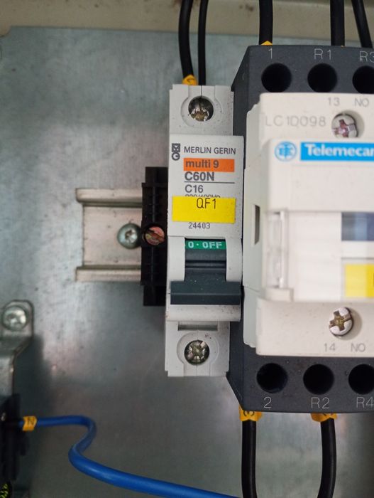 Продам Електричну шафу керування з Контактором Telemecanique Lc1d 20A