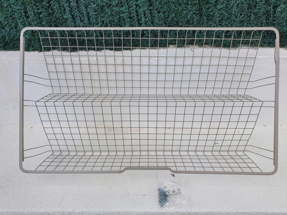 Prateleiras Cesto Roupeiro IKEA