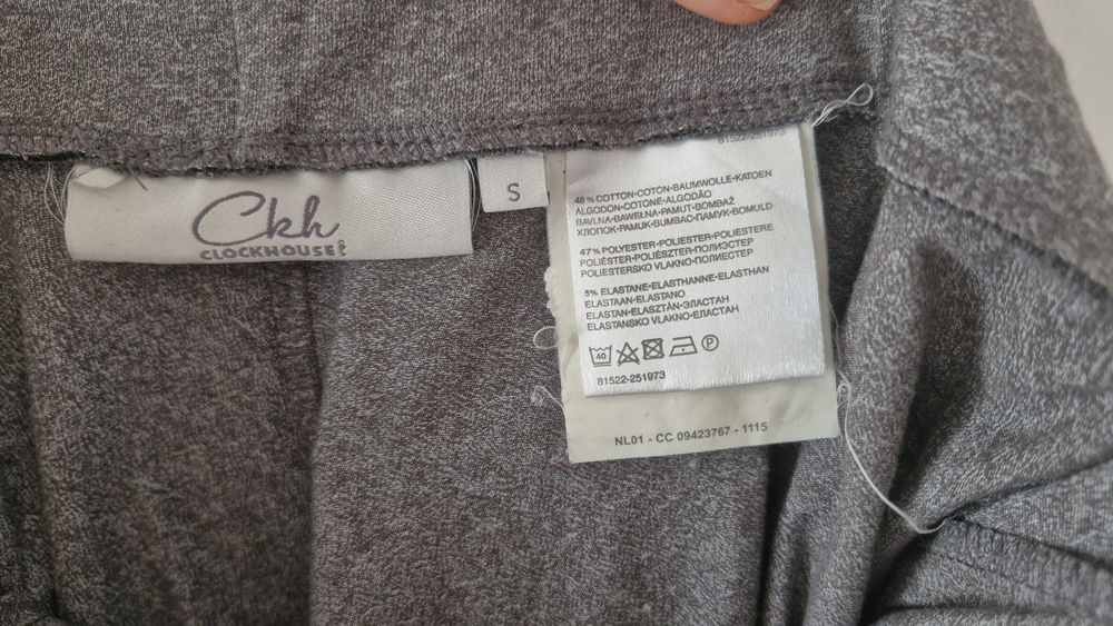 Szara krótka rozkloszowana zwiewna spódniczka mini S