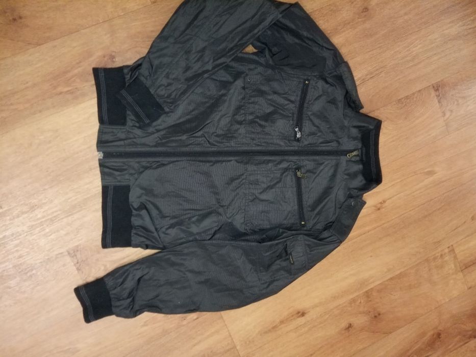 Куртка чоловіча вітровка