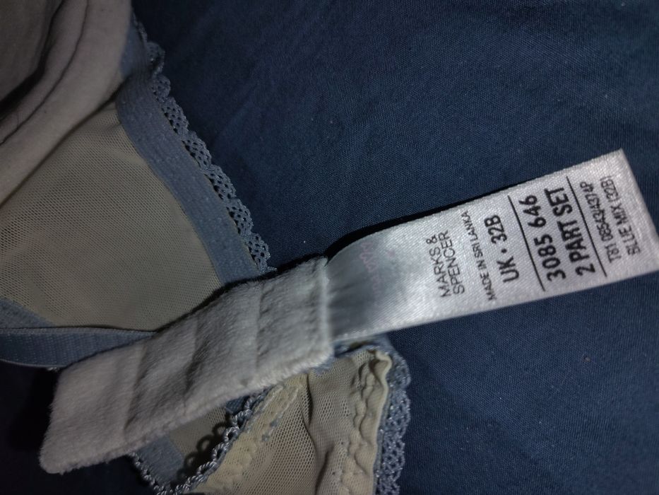 Biustonosz 70B Marks & Spencer