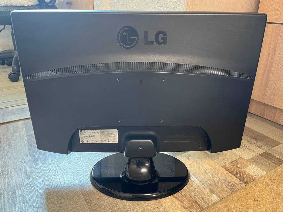 Продам монітор LG