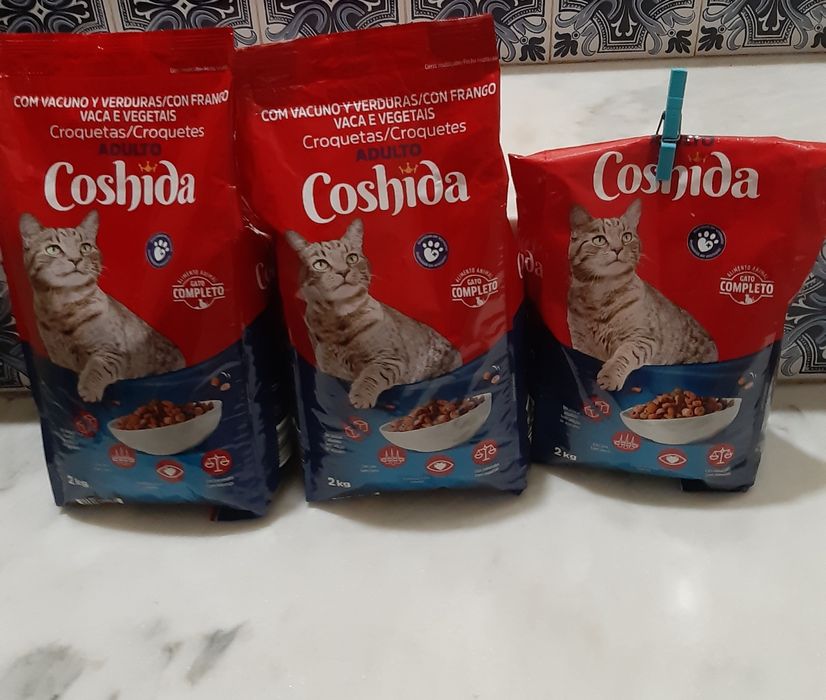 Embalagens de 2kg Coshida para gato