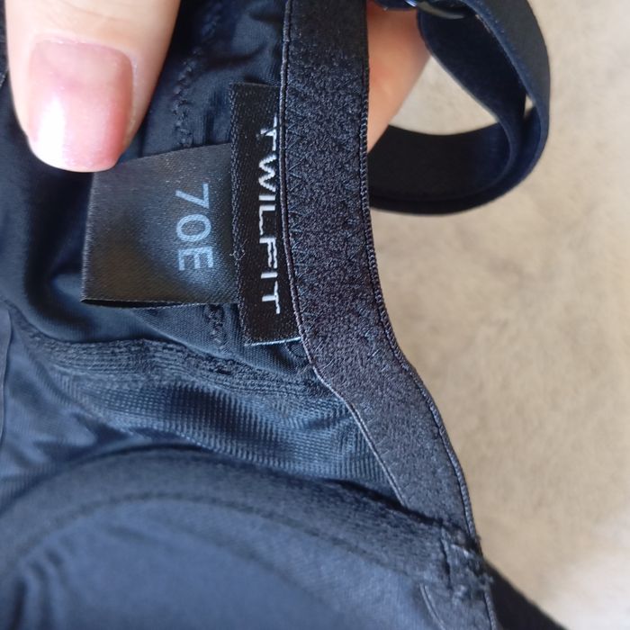 Biustonosz Twilfit 70 E