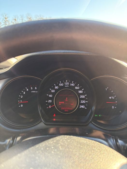 Продам Kia Ceed 2012,1.6 crdi