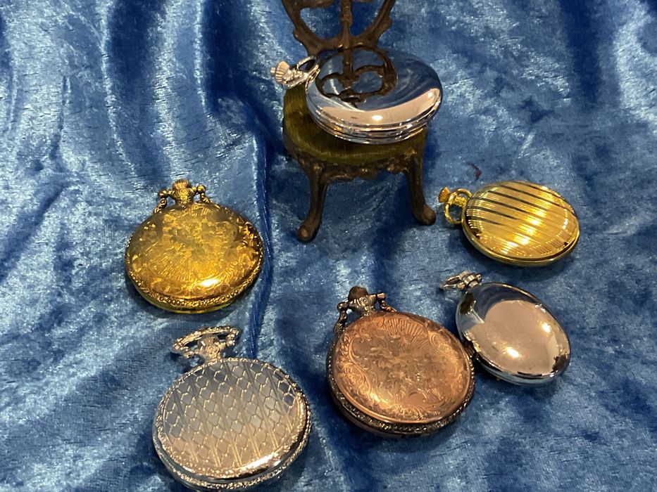 RELOGIOS de bolso de coleção quartz a trabalhar