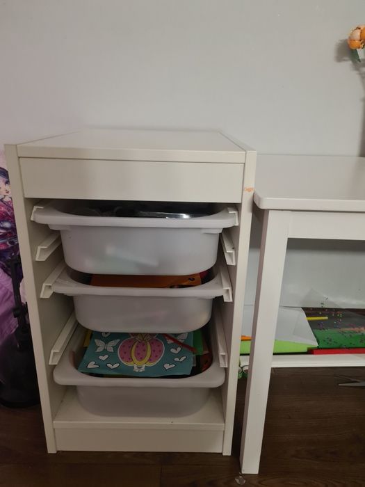 Ikea Regał trofast+ stolik dziecięcy  kritter +mammut krzesełko+