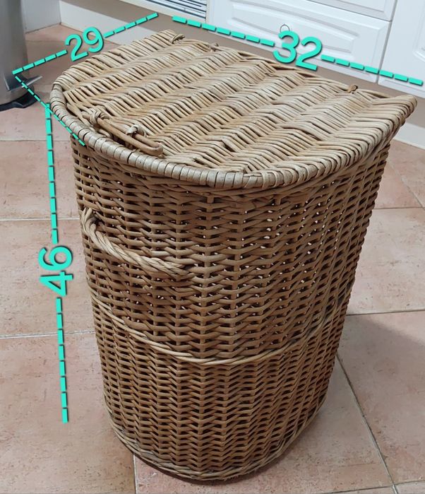 CESTO BONITO EM VERGA,COM TAMPA.Casa,Quarto,Sala,Garagem.,Wc,Cozinha.