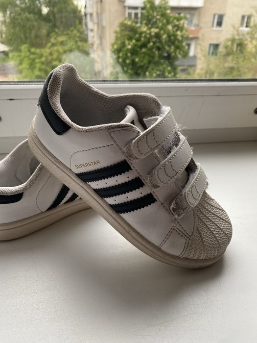 Дитячі кросівки  adidas