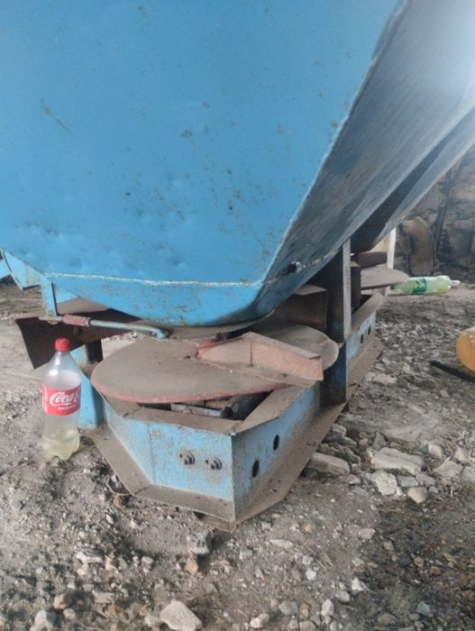 Продам розкидач добрив МВД 1000