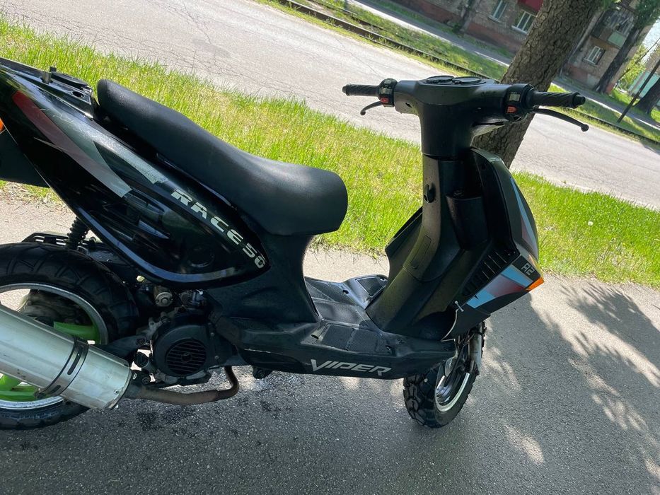 Продам скутер Viper r2