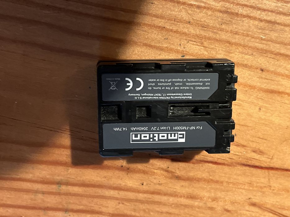 Bateria NP-FM500H