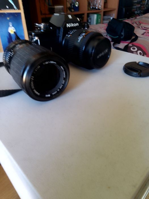 Máquina Fotográfica Nikon EM