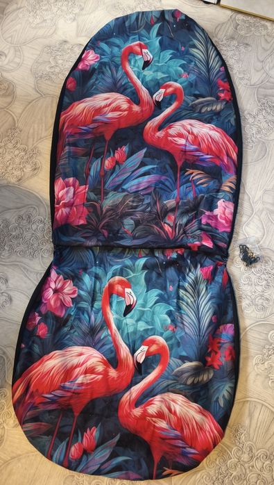 Яскраві чохли на автомобільні крісла