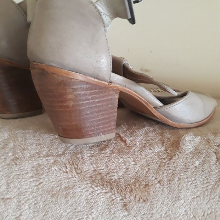 Buty ze skóry naturalnej