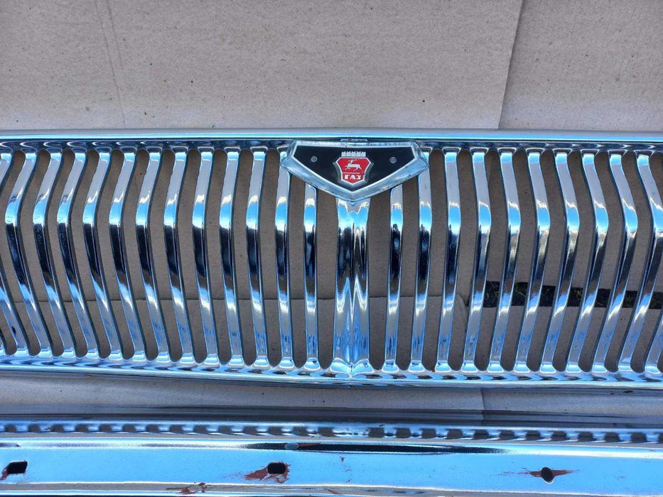 Бампер Волга Газ 24 оригинал решетка Новый СССР хром