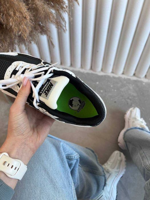 Кроссовки Nike Vomero 5 Classic  Оригинал женские новые
