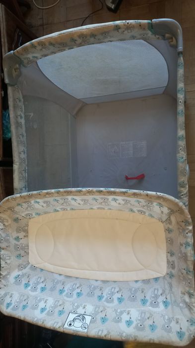 Дитяче ліжечко (манеж) Graco Classic