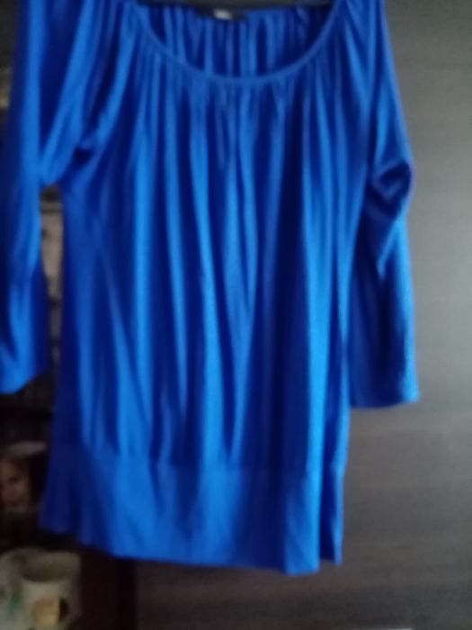 Sprzedam bluzeczki bardzo ładne za jedną 15 zł