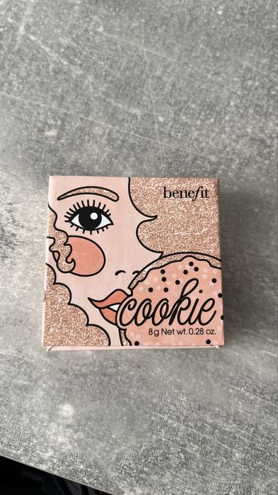 Хайлайтер Benefit Cookie- відтінок Golden Pearl