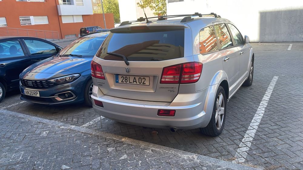 Dodge Journey 2.0. (2010)