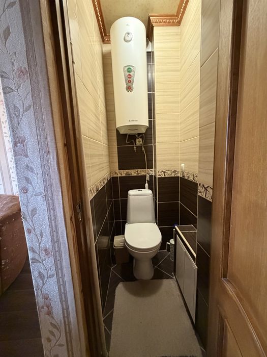 Продам 5 кімнатну квартиру в центрі район 5 школи