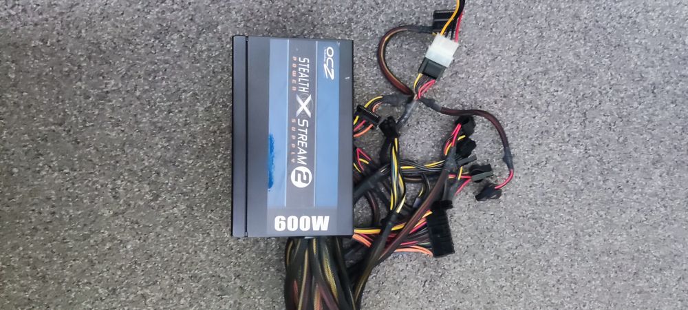 Zasilacz OCZ StealthXStream 2 600W 80+ SLI PSU 120mm