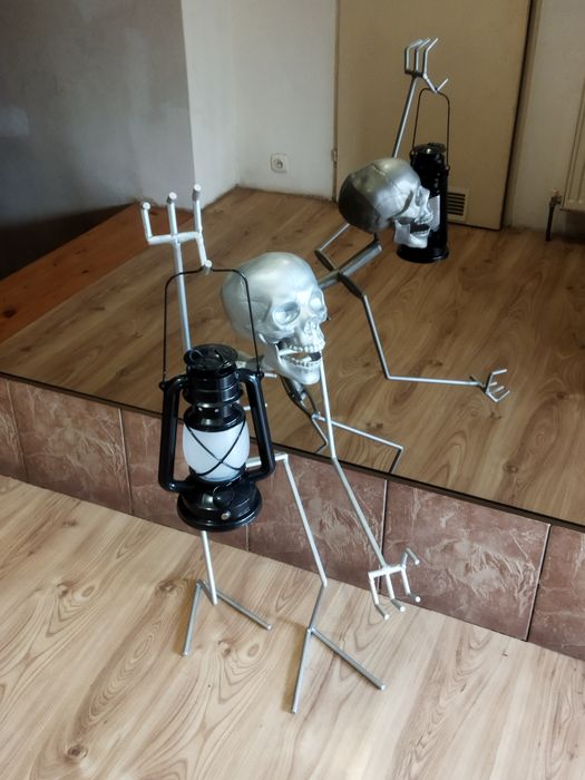 Lampa lampka ludzik kościotrup