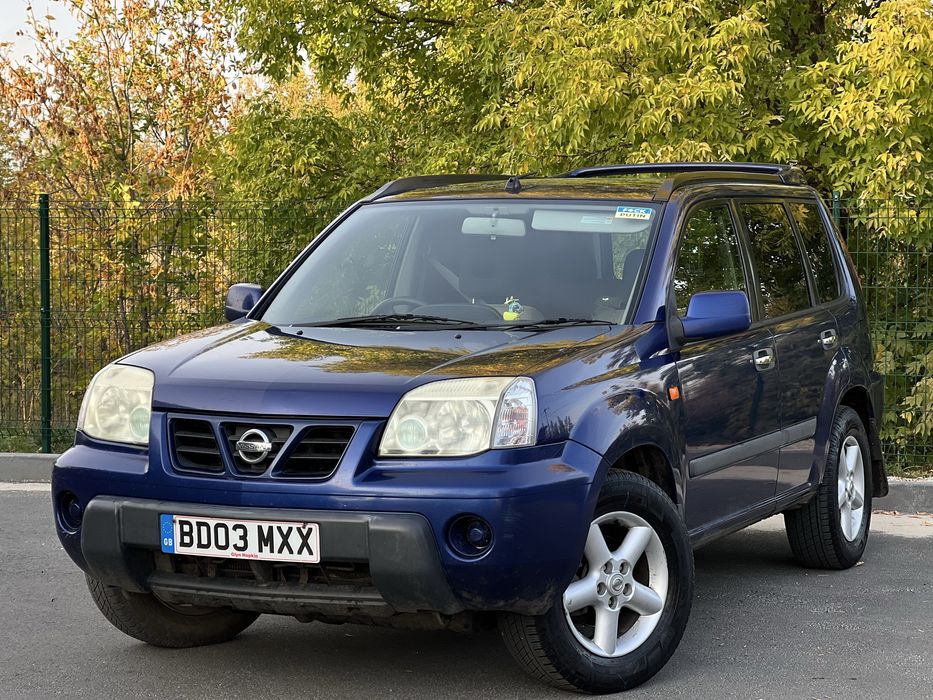 Продам Nissan X-trail 2.2 дизель,полный привод ,в очень хорошем состоянии
