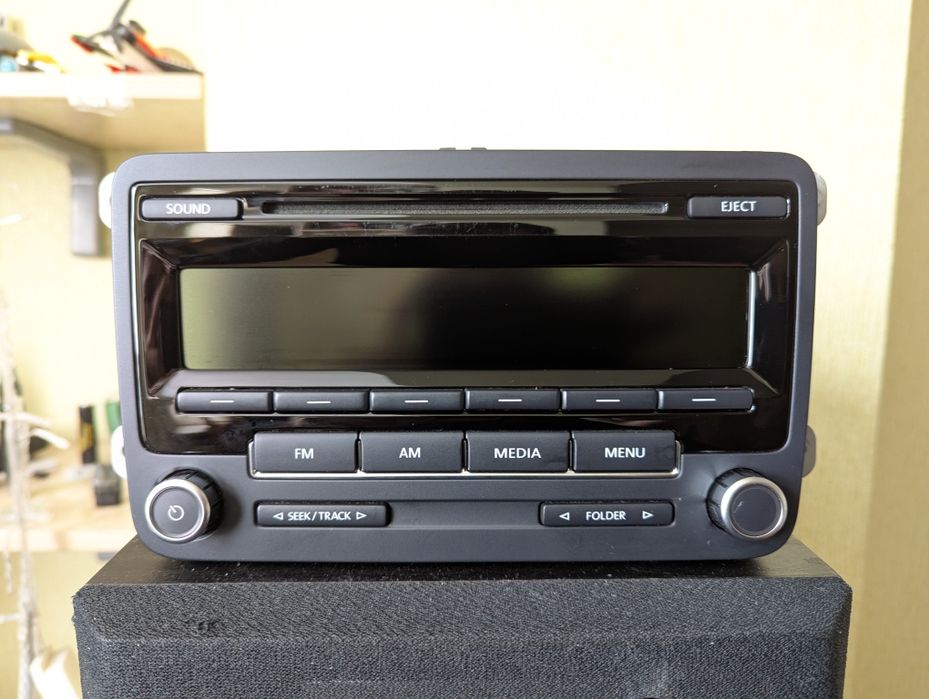 Магнітола rcd 310 КОД VW Skoda Audi