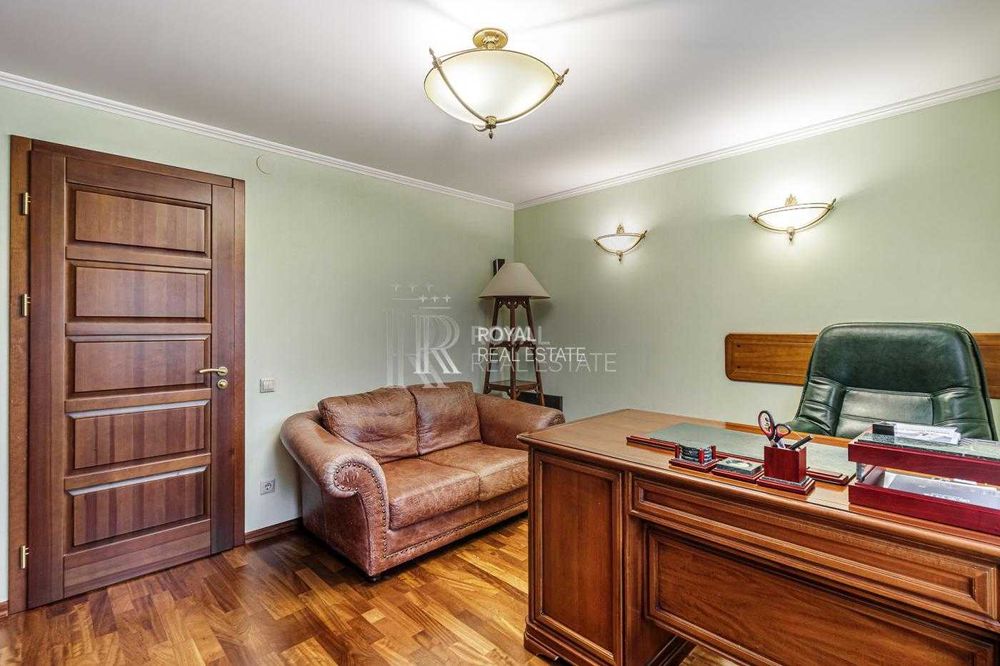 Продаж Таунхаусу 245 м2 КМ Золоті Ворота Козин Київська обл З Ремонтом