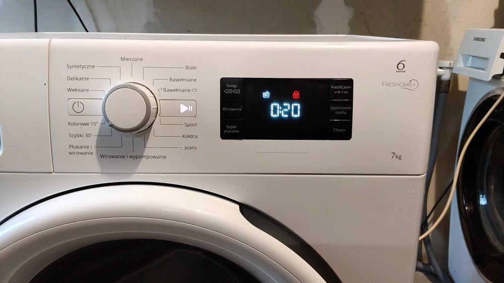 Pralka Whirlpool