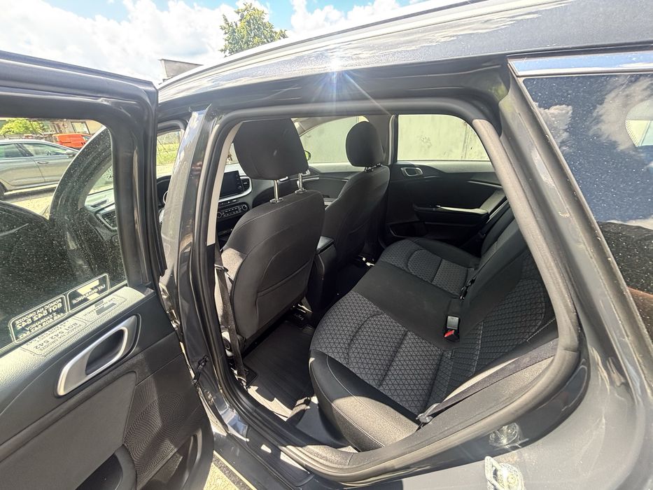 Kia Ceed Kombi 2021 r. | 1.6 CRDi 136 KM | Kamera cofania | Android Auto | Apple CarPlay POLSKI SALON