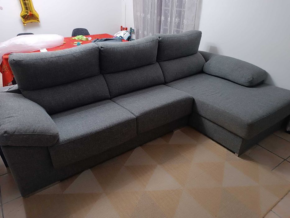 Sofá com Chaise Long e Assentos Extensíveis - Excelente Estado!