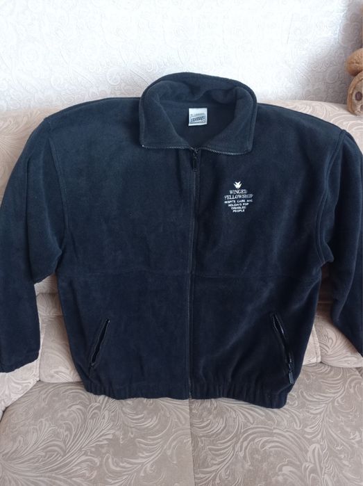 Чорна нова флісова кофта