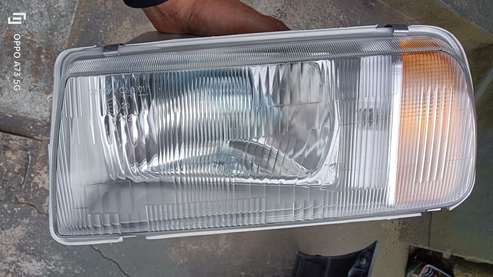 Farol Suzuki Vitara / escudo ótica Depo óptica 1993