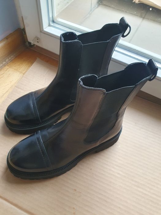 Sztyblety damskie skórzane czarne rozm.39